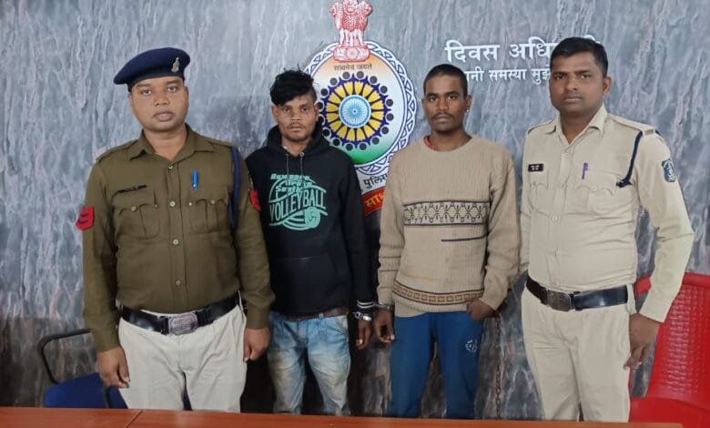 मोहंदीकला में हुई चोरी के चोर पकड़ाये मोहंदीकला में हुई चोरी के चोर पकड़ाये kshititech