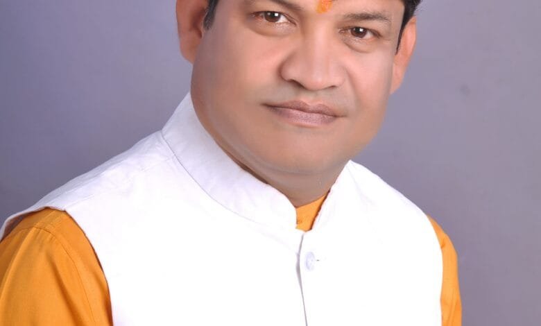 राज्य सरकार द्वारा प्रस्तुत बजट से छत्तीसगढ के विकास को एक नई गति मिलेगी - डॉ खिलावन साहू सक्ती राज्य सरकार द्वारा प्रस्तुत बजट से छत्तीसगढ के विकास को एक नई गति मिलेगी - डॉ खिलावन साहू सक्ती kshititech