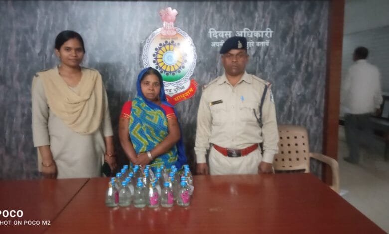 पुलिस अधीक्षक सक्ती के निर्देश पर सक्ती पुलिस की अवैध शराब पर कार्यवाही जारी पुलिस अधीक्षक सक्ती के निर्देश पर सक्ती पुलिस की अवैध शराब पर कार्यवाही जारी kshititech