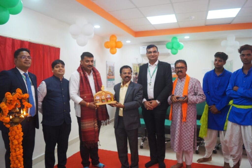 आईडीबीआई बैंक की नई शाखा का सक्ती में हुआ उद्घाटन आईडीबीआई बैंक की नई शाखा का सक्ती में हुआ उद्घाटन kshititech