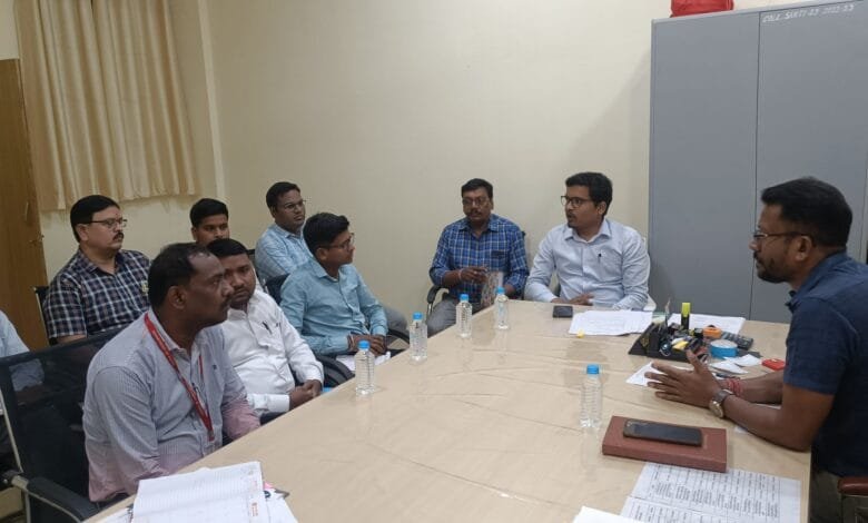 लोकसभा निर्वाचन 2024 के तहत अनुपस्थित श्रेणी "अनिवार्य सेवाओं" हेतु जिला स्तर पर नोडल अधिकारियों की हुई बैठक लोकसभा निर्वाचन 2024 के तहत अनुपस्थित श्रेणी "अनिवार्य सेवाओं" हेतु जिला स्तर पर नोडल अधिकारियों की हुई बैठक kshititech
