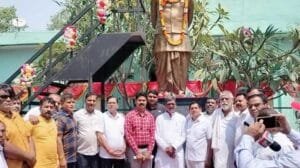 बी डी महंत की स्वर्ण जयंती पर नेता प्रतिपक्ष महंत ने दी श्रद्धांजलि बी डी महंत की स्वर्ण जयंती पर नेता प्रतिपक्ष महंत ने दी श्रद्धांजलि kshititech