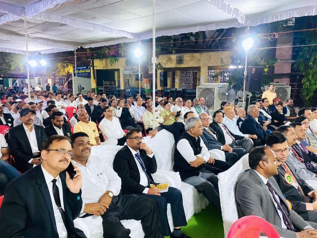 अधिवक्ता संघ सक्ती के शपथ ग्रहण समारोह हाईकोर्ट जज गौतम भादुड़ी हुए शामिल अधिवक्ता संघ सक्ती के शपथ ग्रहण समारोह हाईकोर्ट जज गौतम भादुड़ी हुए शामिल kshititech