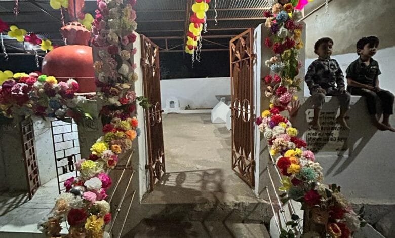 श्री शीतला माता मंदिर का सेवा संघ के रूप में हुआ गठन , हुई प्रथम बैठक लिए गए महत्वपूर्ण निर्णय श्री शीतला माता मंदिर का सेवा संघ के रूप में हुआ गठन , हुई प्रथम बैठक लिए गए महत्वपूर्ण निर्णय kshititech