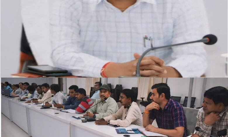कलेक्टर ने लोकसभा निर्वाचन के लिए नियुक्त सेक्टर अधिकारियो की ली बैठक कलेक्टर ने लोकसभा निर्वाचन के लिए नियुक्त सेक्टर अधिकारियो की ली बैठक kshititech