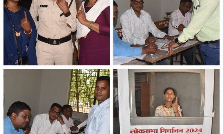 पत्रकार, पुलिस, निर्वाचन कार्य में नियुक्त अधिकारियों-कर्मचारियों, अनुपस्थित मतदाताओं, अनिवार्य सेवा मतदाताओं सहित अन्य द्वारा बारी बारी से किया जा रहा डाक मतपत्र से मतदान पत्रकार, पुलिस, निर्वाचन कार्य में नियुक्त अधिकारियों-कर्मचारियों, अनुपस्थित मतदाताओं, अनिवार्य सेवा मतदाताओं सहित अन्य द्वारा बारी बारी से किया जा रहा डाक मतपत्र से मतदान kshititech