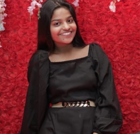 बाराद्वार के डेडीकेशन पब्लिक इंग्लिश मीडियम स्कूल की छात्रा सिम्मी सिंघानिया ने 89.8% अंक से उत्तीर्ण हुए बाराद्वार के डेडीकेशन पब्लिक इंग्लिश मीडियम स्कूल की छात्रा सिम्मी सिंघानिया ने 89.8% अंक से उत्तीर्ण हुए kshititech