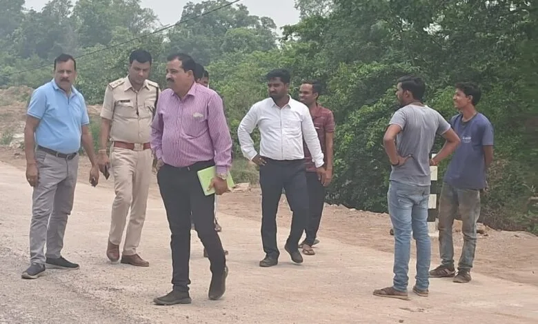 दुर्घटनाजन्य क्षेत्रो का निरीक्षण कर दुर्घटना रोकने का प्रयास दुर्घटनाजन्य क्षेत्रो का निरीक्षण कर दुर्घटना रोकने का प्रयास kshititech