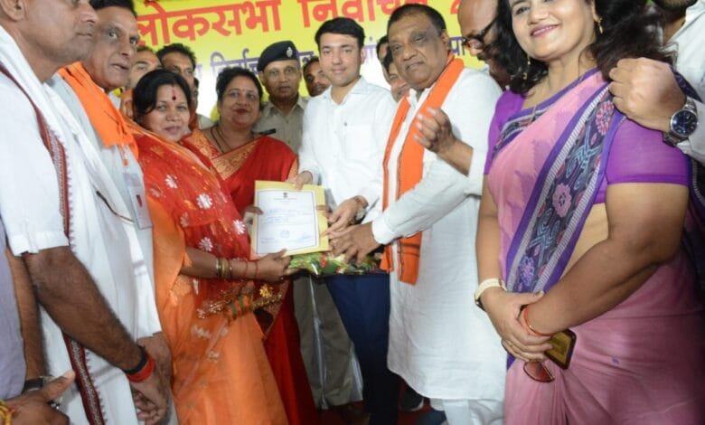 जांजगीर-चांपा लोकसभा क्षेत्र से भाजपा के अभ्यर्थी श्रीमती कमलेश जांगड़े विजयी रही जांजगीर-चांपा लोकसभा क्षेत्र से भाजपा के अभ्यर्थी श्रीमती कमलेश जांगड़े विजयी रही kshititech