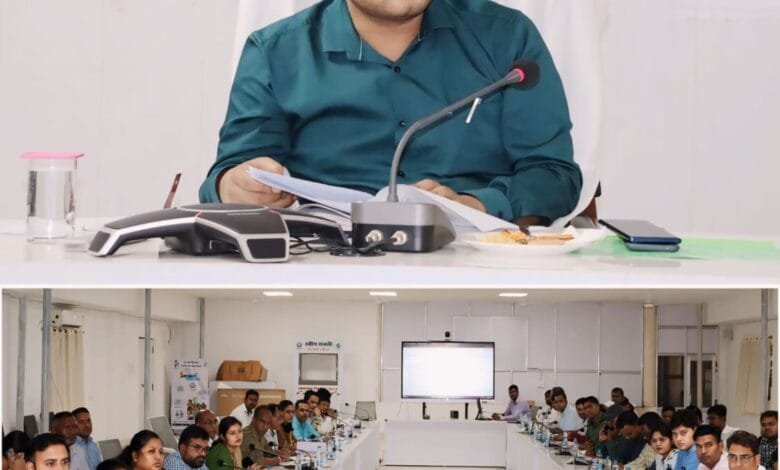 केसला में बार-बार बिजली बंद होने पर कलेक्टर ने जताई कड़ी नाराजगी केसला में बार-बार बिजली बंद होने पर कलेक्टर ने जताई कड़ी नाराजगी kshititech