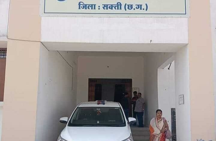 सक्ती SP अंकिता शर्मा की बड़ी कार्रवाई-पुलिस विभाग के प्रधान आरक्षक एवं आरक्षक को किया निलंबित सक्ती SP अंकिता शर्मा की बड़ी कार्रवाई-पुलिस विभाग के प्रधान आरक्षक एवं आरक्षक को किया निलंबित kshititech