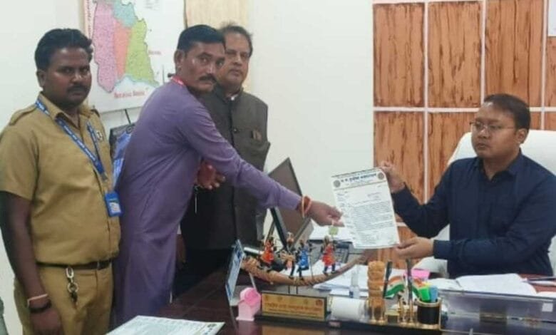 ड्राइवर महा संगठन ने राज्यपाल के नाम कलेक्टर- एस पी को दिया ज्ञापन ड्राइवर महा संगठन ने राज्यपाल के नाम कलेक्टर- एस पी को दिया ज्ञापन kshititech