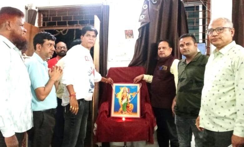 न्यायालय परिसर में कारगिल विजय दिवस पर एक शाम शहीदों के नाम संगीत कार्यक्रम आयोजित न्यायालय परिसर में कारगिल विजय दिवस पर एक शाम शहीदों के नाम संगीत कार्यक्रम आयोजित kshititech