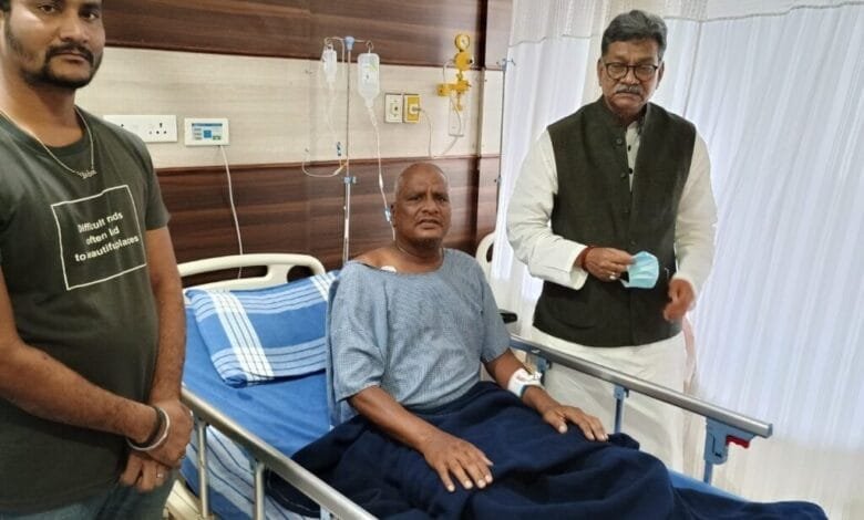 जिले की किसान नेता साधेश्वर गबेल की बिगड़ी तबीयत जिले की किसान नेता साधेश्वर गबेल की बिगड़ी तबीयत kshititech