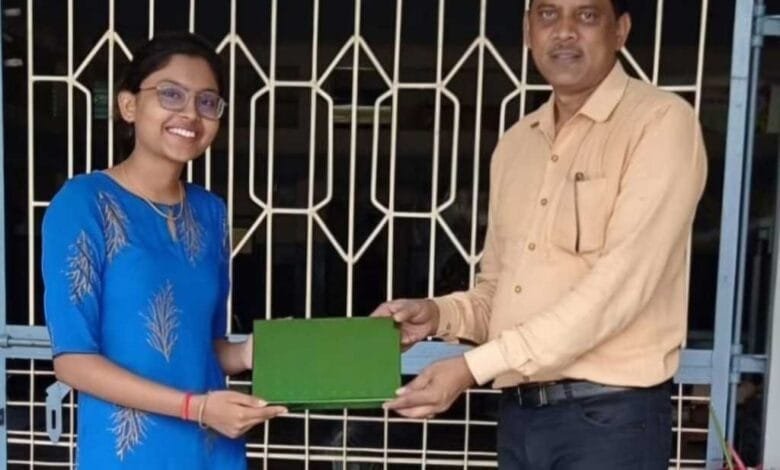 अनुनय कॉन्वेंट की विद्यार्थी हर्षिता ने एग्रीकल्चरल टेस्ट में मे प्राप्त किया 23वॉ रैंक अनुनय कॉन्वेंट की विद्यार्थी हर्षिता ने एग्रीकल्चरल टेस्ट में मे प्राप्त किया 23वॉ रैंक kshititech