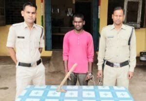 शादी करने की बात पर अपनी मां को प्राणघातक हमला करने वाला पुत्र गिरफ्तार शादी करने की बात पर अपनी मां को प्राणघातक हमला करने वाला पुत्र गिरफ्तार kshititech