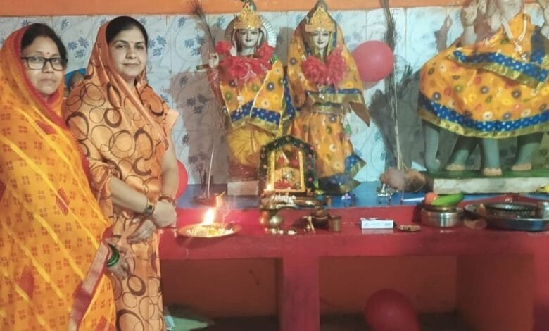 राधा कृष्ण मंदिर ऑफिसर्स कॉलोनी में हर्षोल्लास से मना श्रीकृष्ण जन्मोत्सव राधा कृष्ण मंदिर ऑफिसर्स कॉलोनी में हर्षोल्लास से मना श्रीकृष्ण जन्मोत्सव kshititech