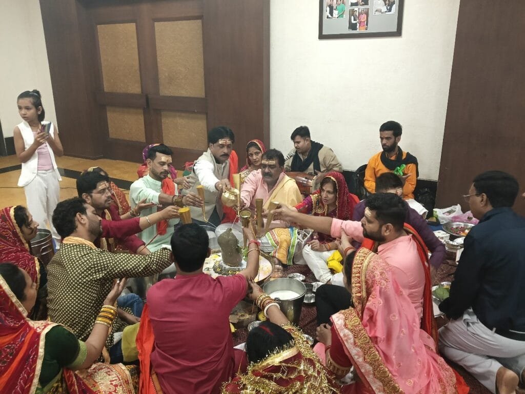 चौरसिया वेलफेयर सोसायटी द्वारा मनाया गया नागपंचमी उत्सव चौरसिया वेलफेयर सोसायटी द्वारा मनाया गया नागपंचमी उत्सव kshititech