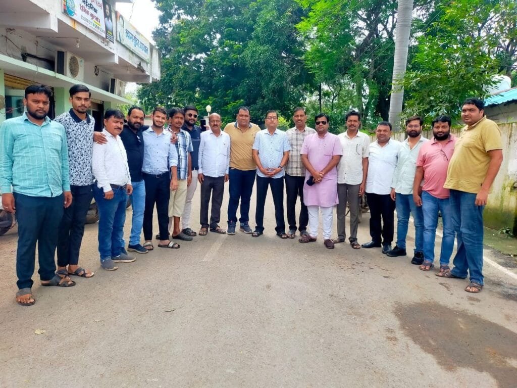 श्री अग्रसेन जयंती समारोह समिति सक्ती 2024 के अध्यक्ष बनाए गए राजकुमार अग्रवाल (राजू) श्री अग्रसेन जयंती समारोह समिति सक्ती 2024 के अध्यक्ष बनाए गए राजकुमार अग्रवाल (राजू) kshititech