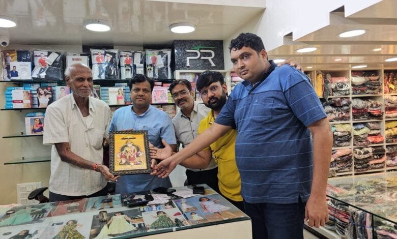 अग्रसेन जयंती समारोह समिति सक्ती द्वारा अग्रकुल प्रवर्तक महाराजा अग्रसेन जी की फोटो का हुआ विमोचन अग्रसेन जयंती समारोह समिति सक्ती द्वारा अग्रकुल प्रवर्तक महाराजा अग्रसेन जी की फोटो का हुआ विमोचन kshititech