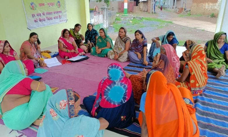 पोषण माह अंतर्गत स्वास्थ्य एवं स्वच्छता समिति की बैठक एवं टीकाकरण का हुआ आयोजन पोषण माह अंतर्गत स्वास्थ्य एवं स्वच्छता समिति की बैठक एवं टीकाकरण का हुआ आयोजन kshititech