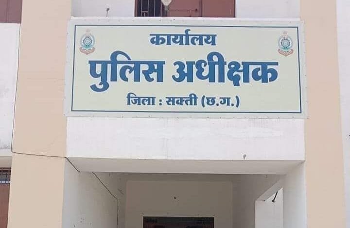 प्रधान आरक्षक के खिलाफ अवैध गतिविधियों को संरक्षण देने की शिकायतें-जिले की SP अंकिता शर्मा ने किया निलंबित प्रधान आरक्षक के खिलाफ अवैध गतिविधियों को संरक्षण देने की शिकायतें-जिले की SP अंकिता शर्मा ने किया निलंबित kshititech