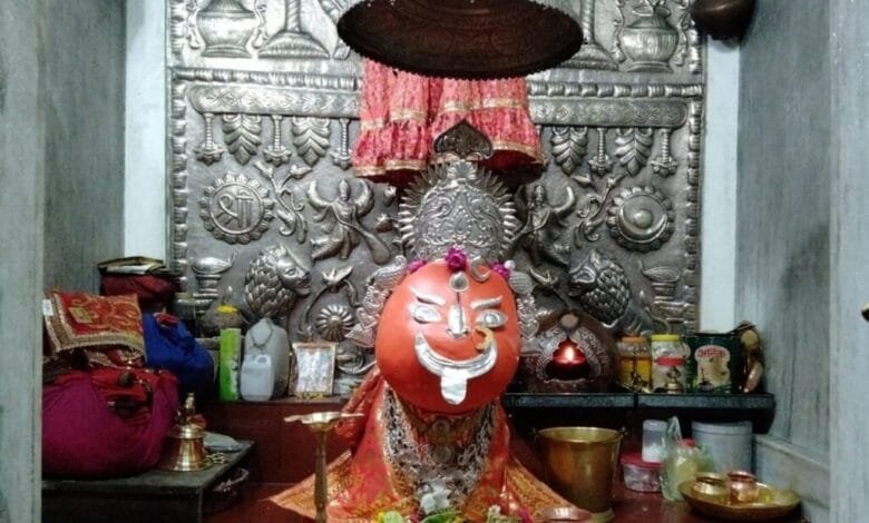नवरात्रि पर्व पर 3 अक्टूबर से प्रारंभ होने वाली नवरात्रि को लेकर चंद्रपुर में तैयारियां जोरों पर<br>मनोकामना ज्योति कलश होंगे बड़े देवी शक्तिपीठ के रूप में है चंद्रपुर की प्रसिद्धी नवरात्रि पर्व पर 3 अक्टूबर से प्रारंभ होने वाली नवरात्रि को लेकर चंद्रपुर में तैयारियां जोरों पर<br>मनोकामना ज्योति कलश होंगे बड़े देवी शक्तिपीठ के रूप में है चंद्रपुर की प्रसिद्धी kshititech