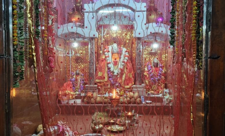 शहर में अलग-अलग थीमों पर दुर्गा पूजा पंडाल का हुआ है निर्माण शहर में अलग-अलग थीमों पर दुर्गा पूजा पंडाल का हुआ है निर्माण kshititech