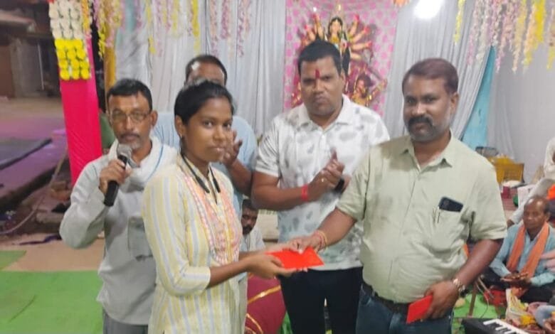 बच्चों के उत्साह एवं रचनात्मकनमक, कार्यों के लिए प्रेरित करने के उद्देश्य से किया गया रंगोली प्रतियोगिता बच्चों के उत्साह एवं रचनात्मकनमक, कार्यों के लिए प्रेरित करने के उद्देश्य से किया गया रंगोली प्रतियोगिता kshititech