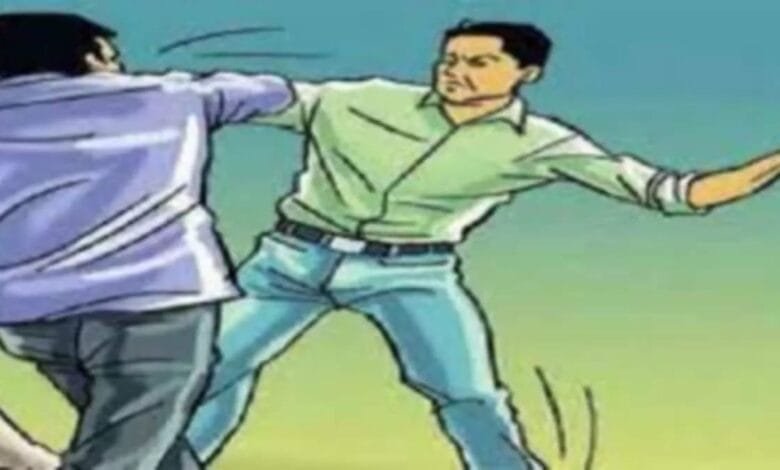 सक्ती के वार्ड नं 14 में मारपीट करने वाले युवक के खिलाफ थाना में केस दर्ज सक्ती के वार्ड नं 14 में मारपीट करने वाले युवक के खिलाफ थाना में केस दर्ज kshititech