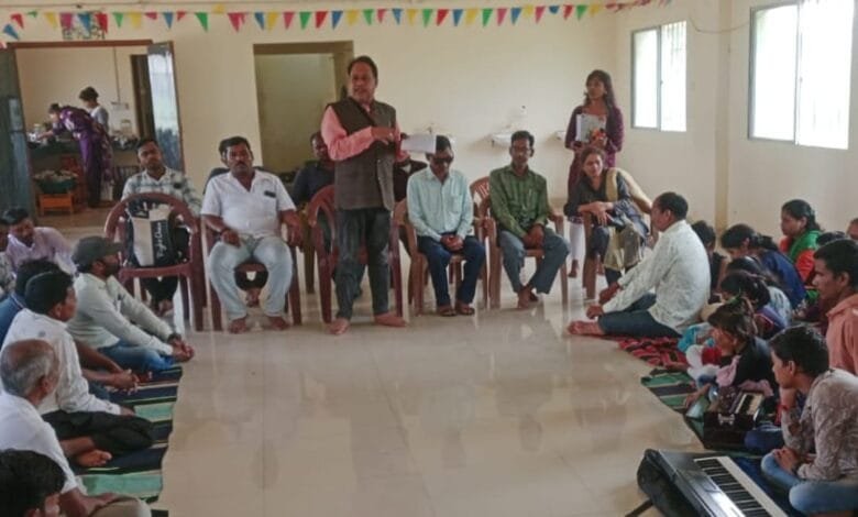 दृष्टिबाधित बाधित स्कूल में अभिभावक सम्मेलन आयोजित दृष्टिबाधित बाधित स्कूल में अभिभावक सम्मेलन आयोजित kshititech