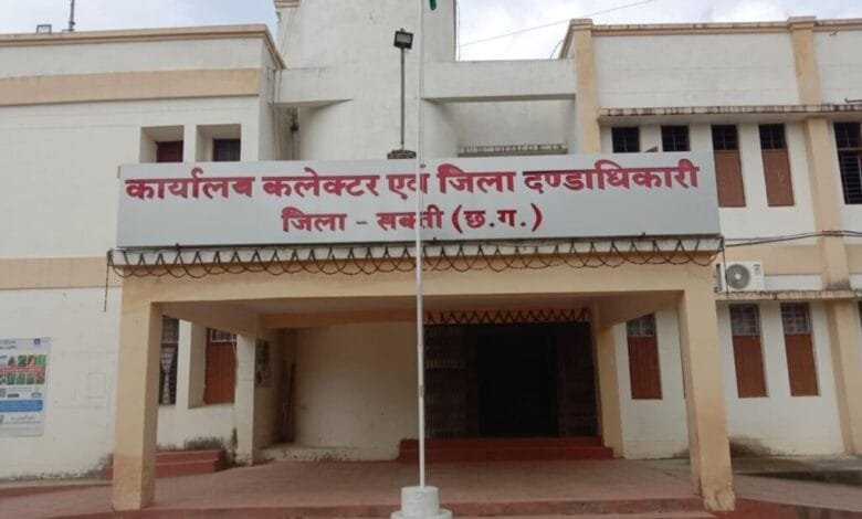 मालखरौदा सामुदायिक स्वास्थ्य केंद्र के नए ब्लॉक मेडिकल ऑफिसर होंगे डॉक्टर सुरेंद्र कुमार देवांगन मालखरौदा सामुदायिक स्वास्थ्य केंद्र के नए ब्लॉक मेडिकल ऑफिसर होंगे डॉक्टर सुरेंद्र कुमार देवांगन kshititech