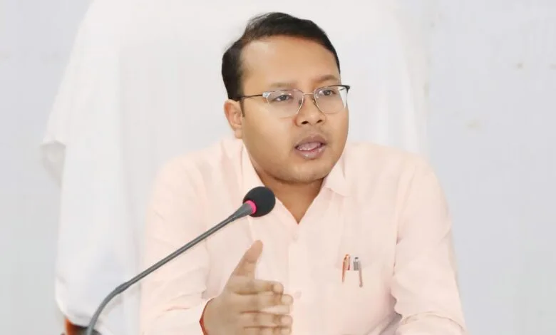 कलेक्टर ने लोक स्वास्थ्य यांत्रिकी विभाग अंतर्गत जल जीवन मिशन व अन्य कार्यों की ली समीक्षा बैठक कलेक्टर ने लोक स्वास्थ्य यांत्रिकी विभाग अंतर्गत जल जीवन मिशन व अन्य कार्यों की ली समीक्षा बैठक kshititech
