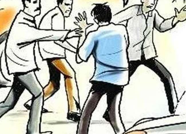 अचानकपुर गांव में दो पक्षों में हुआ विवाद<br>दोनों पक्षों के 3 लोगों के खिलाफ केस दर्ज अचानकपुर गांव में दो पक्षों में हुआ विवाद<br>दोनों पक्षों के 3 लोगों के खिलाफ केस दर्ज kshititech