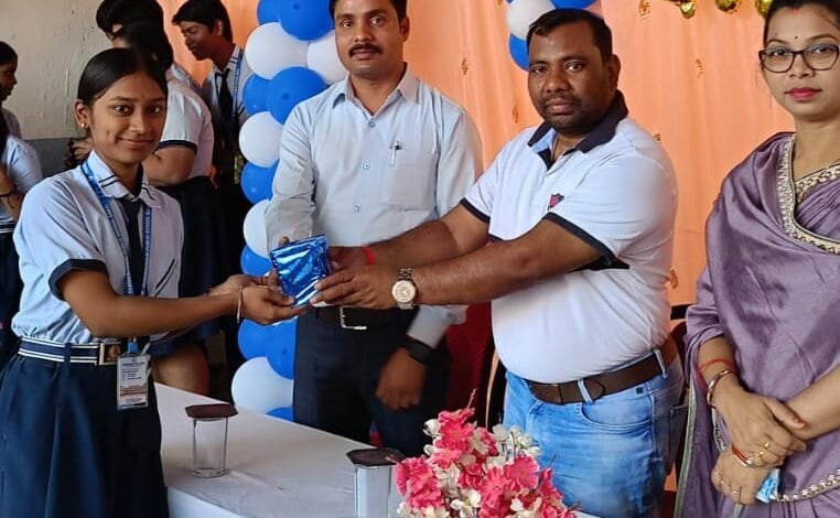 परमेश्वरी पब्लिक स्कूल सक्ती में धूम धाम से मनाया गया बाल दिवस परमेश्वरी पब्लिक स्कूल सक्ती में धूम धाम से मनाया गया बाल दिवस kshititech