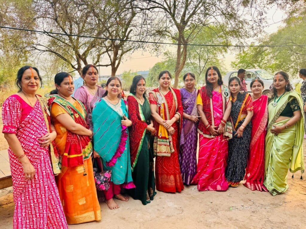 सक्ती के घाट पर छठ पूजा के तीसरे दिन डूबते सूर्य को अर्द्ध, क्षेत्र की सुख समृद्धि के लिए मांगा वरदान - रीना गेवाडीन सक्ती के घाट पर छठ पूजा के तीसरे दिन डूबते सूर्य को अर्द्ध, क्षेत्र की सुख समृद्धि के लिए मांगा वरदान - रीना गेवाडीन kshititech