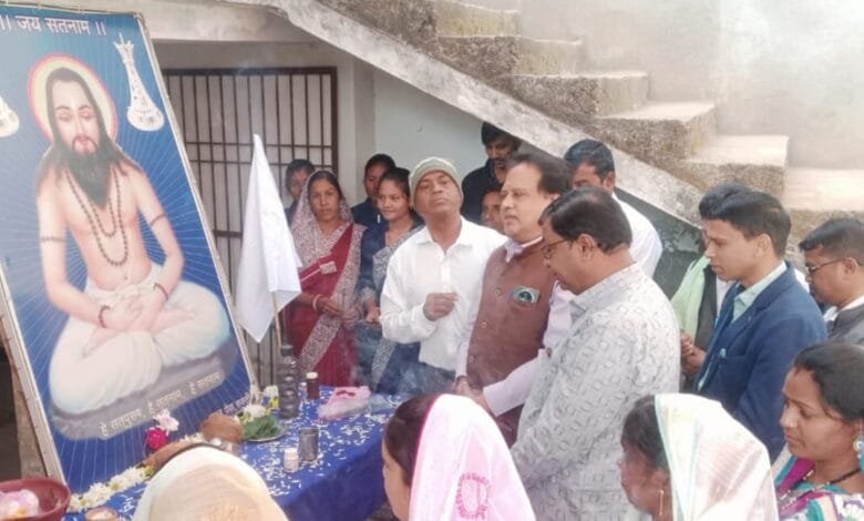 मालती देवी पब्लिक स्कूल ने गुरु घासीदास जयंती मनाया गया मालती देवी पब्लिक स्कूल ने गुरु घासीदास जयंती मनाया गया kshititech