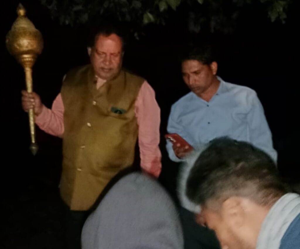 हिन्दू जागरण मंच के प्रयास से बरसते पानी में हनुमान लला हुए आजाद हिन्दू जागरण मंच के प्रयास से बरसते पानी में हनुमान लला हुए आजाद kshititech