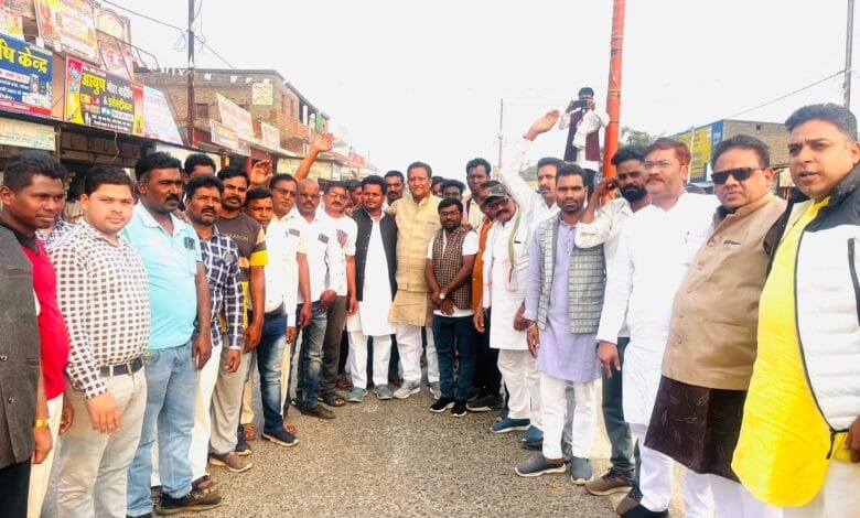 हसौद में पूर्व खनिज विकास निगम के अध्यक्ष गिरीश देवांगन का स्वागत किया गया हसौद में पूर्व खनिज विकास निगम के अध्यक्ष गिरीश देवांगन का स्वागत किया गया kshititech