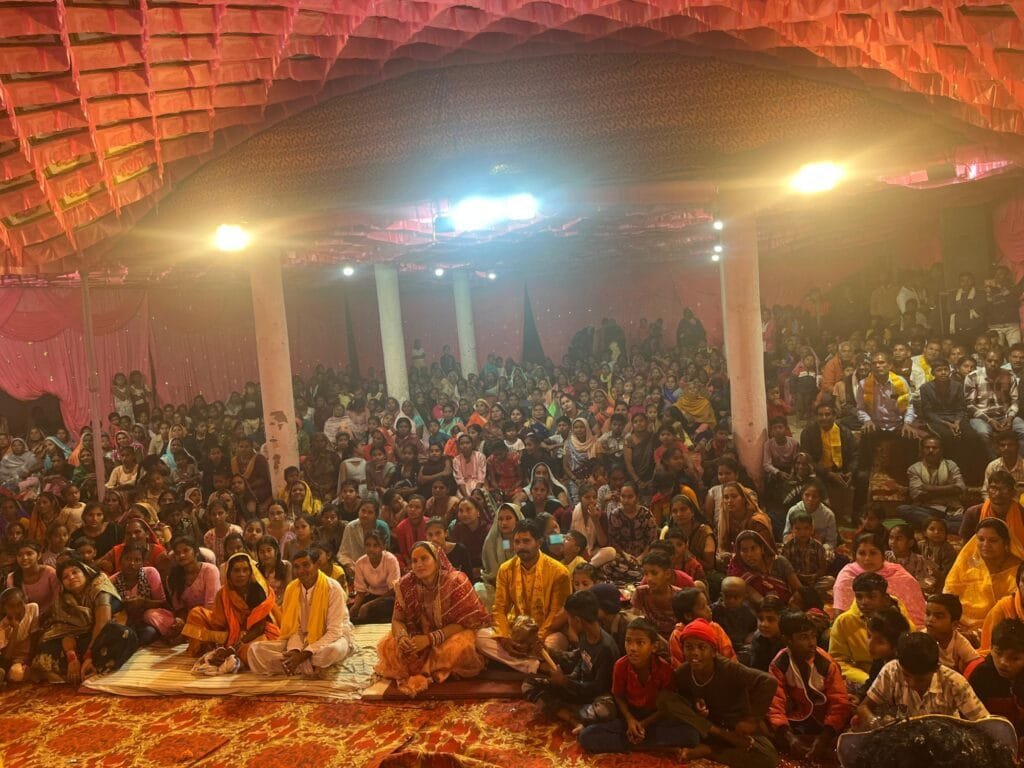 भगवान हमेशा अपने भक्त के वशीभूत होते हैं - भागवताचार्य राजेंद्र जी महाराज भगवान हमेशा अपने भक्त के वशीभूत होते हैं - भागवताचार्य राजेंद्र जी महाराज kshititech