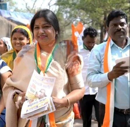 कांग्रेस प्रत्याशी रीना गेवाड़ीन को शक्ति नगर में मिल रहा है भारी जन समर्थन कांग्रेस प्रत्याशी रीना गेवाड़ीन को शक्ति नगर में मिल रहा है भारी जन समर्थन kshititech