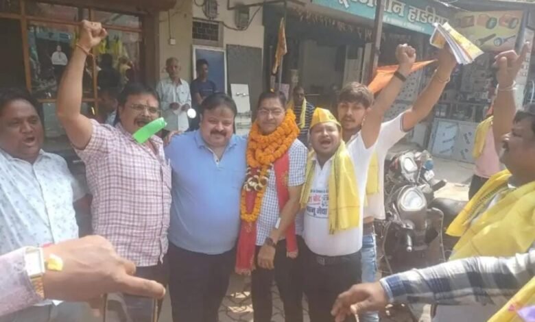 जनसेवक श्याम सुंदर अग्रवाल के समर्थन में उमड़ रहा है जनसैलाब जनसेवक श्याम सुंदर अग्रवाल के समर्थन में उमड़ रहा है जनसैलाब kshititech