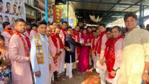 देवांगन युवा संगठन ने किया धार्मिक सेवा कार्य एवं नव निर्वाचित पार्षदों का सम्मान देवांगन युवा संगठन ने किया धार्मिक सेवा कार्य एवं नव निर्वाचित पार्षदों का सम्मान kshititech