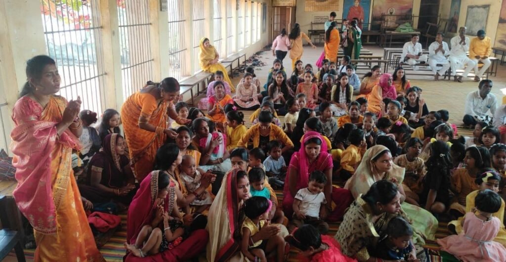 सरस्वती शिशु मंदिर सक्ती में बसंत पंचमी एवं विद्या आरंभ का संस्कार हुआ संपन्न सरस्वती शिशु मंदिर सक्ती में बसंत पंचमी एवं विद्या आरंभ का संस्कार हुआ संपन्न kshititech