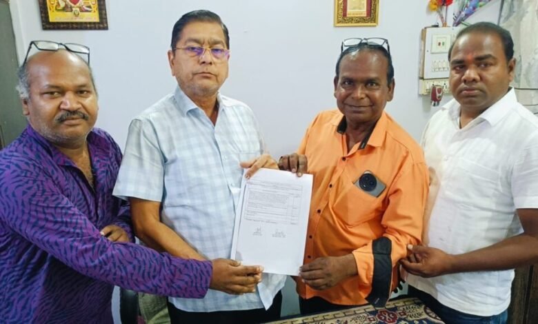 नगर की धार्मिक एवं सामाजिक संस्था सिद्ध हनुमान मंदिर की पहल पर नगर के हृदय स्थल में लहराएगा सबसे बड़ा राष्ट्रीय ध्वज नगर की धार्मिक एवं सामाजिक संस्था सिद्ध हनुमान मंदिर की पहल पर नगर के हृदय स्थल में लहराएगा सबसे बड़ा राष्ट्रीय ध्वज kshititech