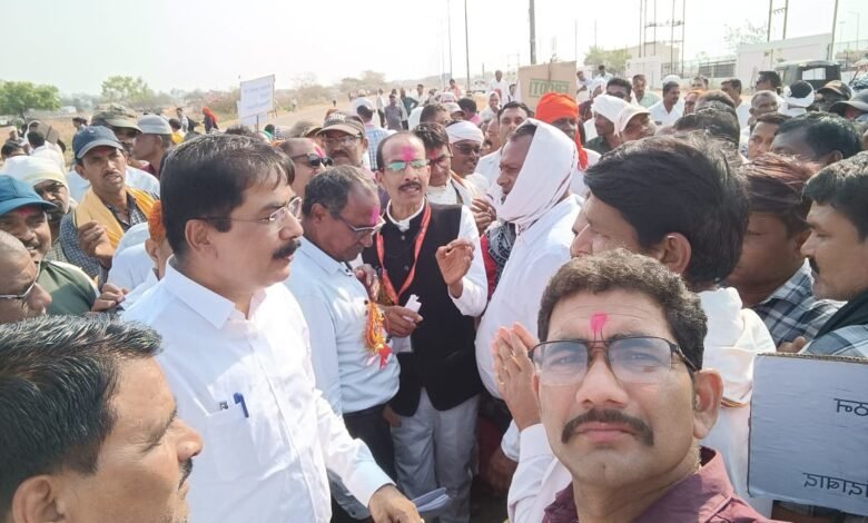 चिट फंड कंपनी से पैसा वापसी हेतु एवं बर्ड्स एक्ट 2019 धारा लागू करने हेतु जप तप संगठन द्वारा विधानसभा का किया गया घिराव चिट फंड कंपनी से पैसा वापसी हेतु एवं बर्ड्स एक्ट 2019 धारा लागू करने हेतु जप तप संगठन द्वारा विधानसभा का किया गया घिराव kshititech