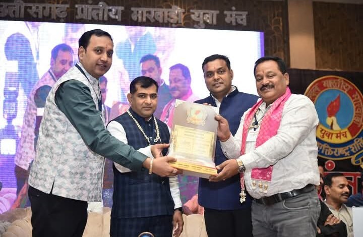 सक्ती नगर के वरिष्ठ पत्रकार एवं सामाजिक कार्यकर्ता कन्हैया गोयल सम्मानित सक्ती नगर के वरिष्ठ पत्रकार एवं सामाजिक कार्यकर्ता कन्हैया गोयल सम्मानित kshititech