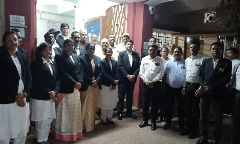जिला अधिवक्ता संघ ने नवागत न्यायाधीश का किया अभिनंदन जिला अधिवक्ता संघ ने नवागत न्यायाधीश का किया अभिनंदन kshititech