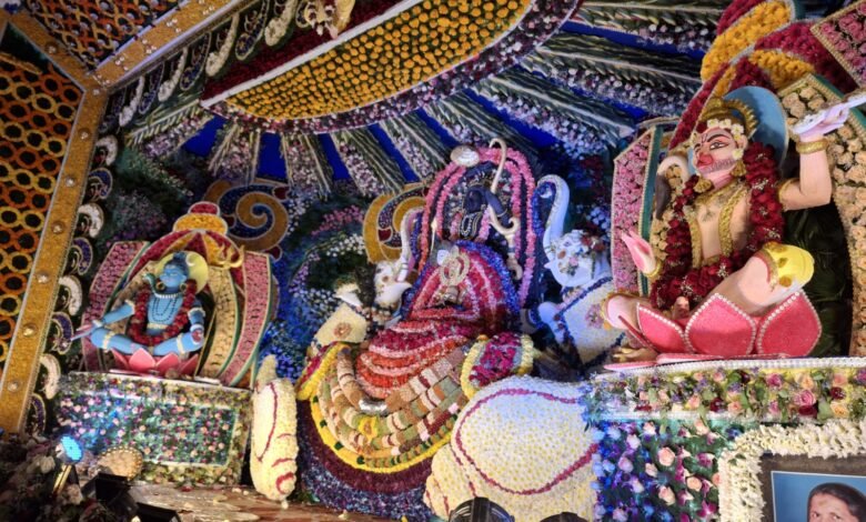 श्याम भजन संध्या ‘आशीर्वाद’ का हुआ भव्य आयोजन, भक्ति रस में सराबोर हुए श्याम प्रेमी श्याम भजन संध्या ‘आशीर्वाद’ का हुआ भव्य आयोजन, भक्ति रस में सराबोर हुए श्याम प्रेमी kshititech