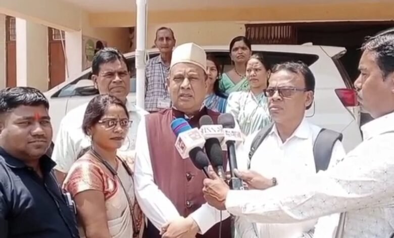 सिक्कों को लेने से इंकार करना दंडनीय अपराध सिक्कों को लेने से इंकार करना दंडनीय अपराध kshititech